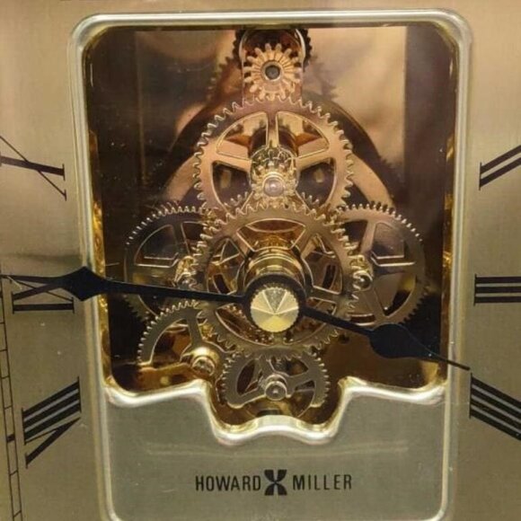 Howard Miller Quartz Table Clock 5.5". Tested keeping time. - Picture 3 of 9